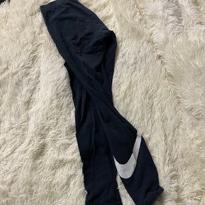 Women’s Nike leggings